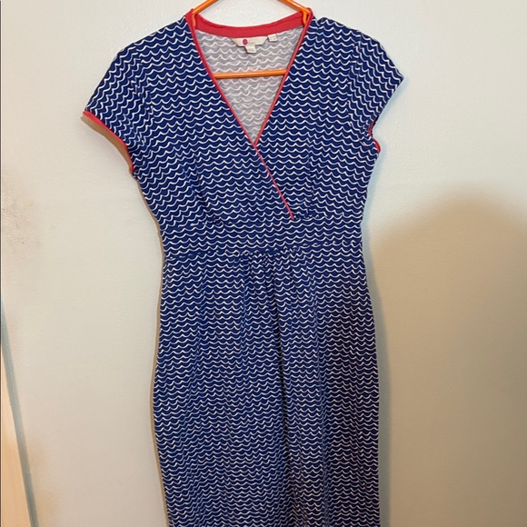 Boden Blue and White Wave Pattern Dress - Picture 5 of 8